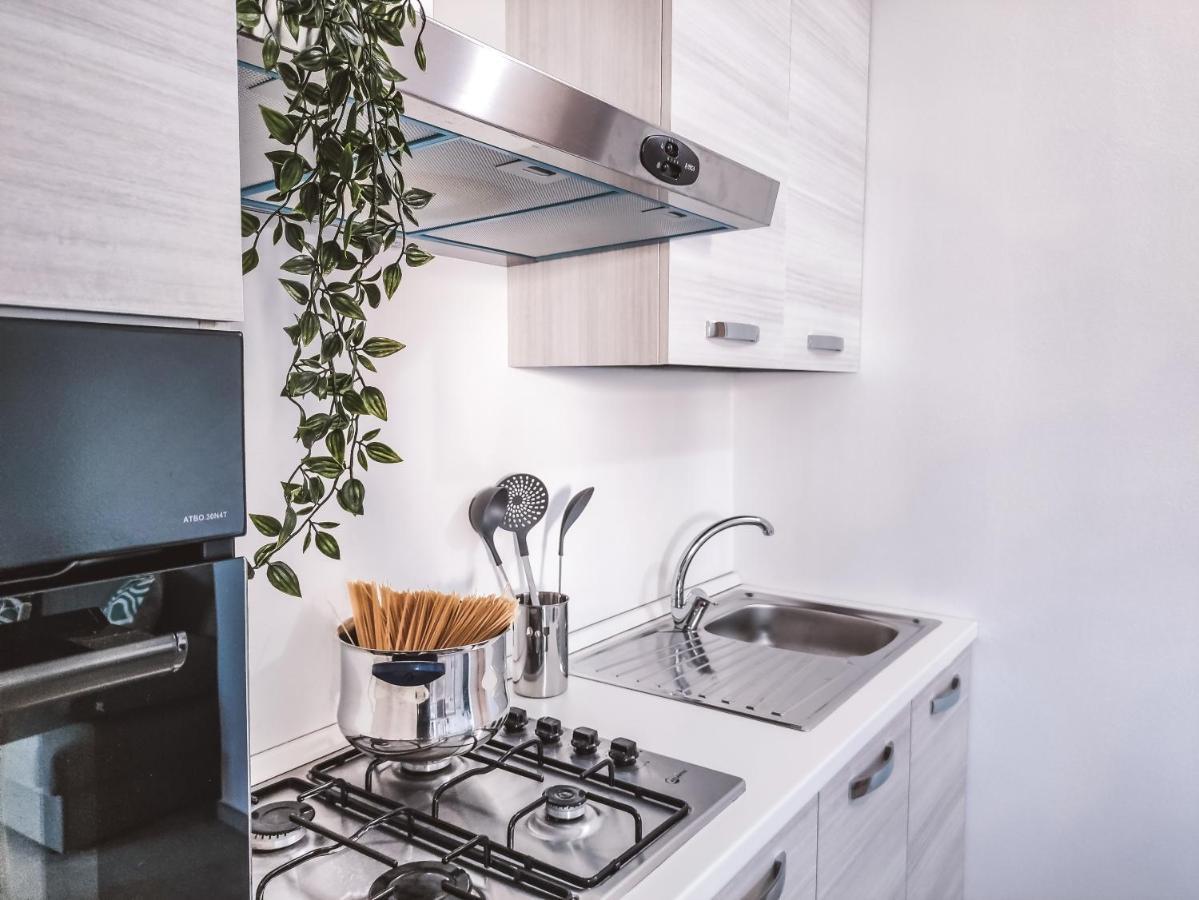 Diletta Apartment ตอร์โตลี ภายนอก รูปภาพ