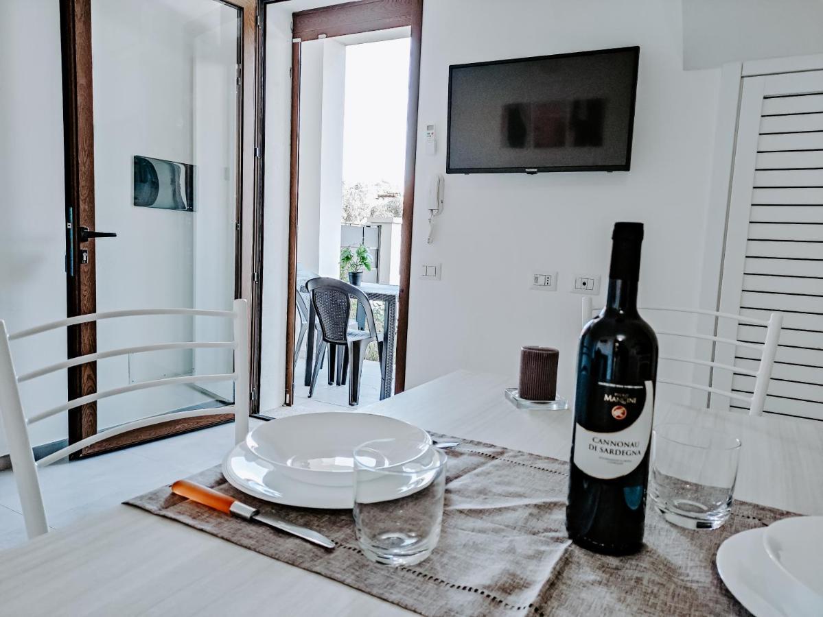 Diletta Apartment ตอร์โตลี ภายนอก รูปภาพ