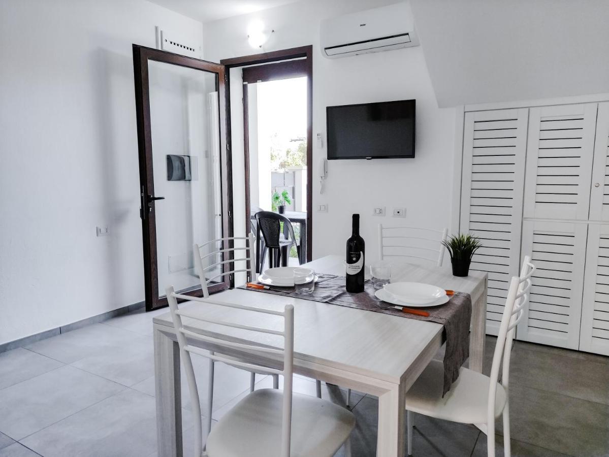 Diletta Apartment ตอร์โตลี ภายนอก รูปภาพ