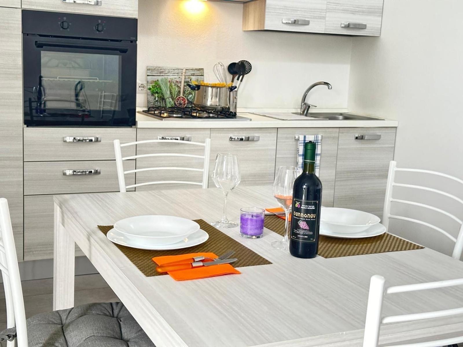 Diletta Apartment ตอร์โตลี ภายนอก รูปภาพ