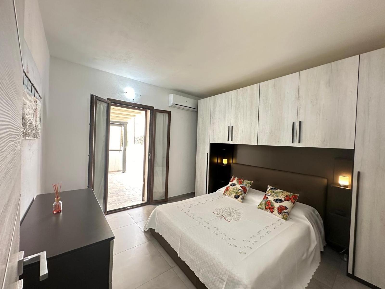 Diletta Apartment ตอร์โตลี ภายนอก รูปภาพ